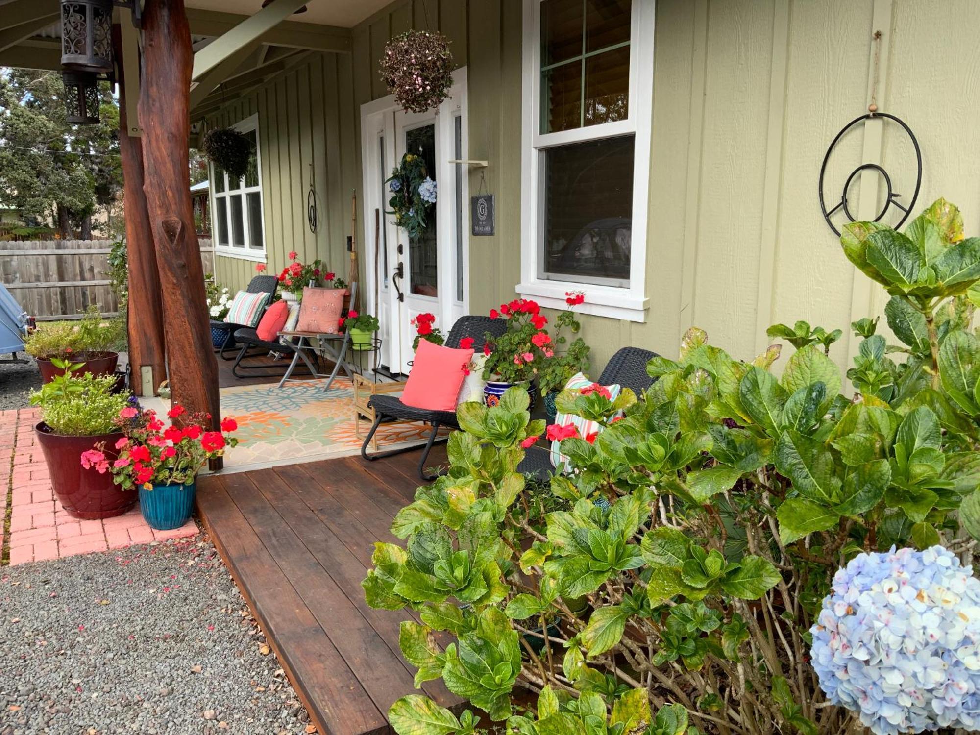 Kilauea House Bed & Breakfast Volcano